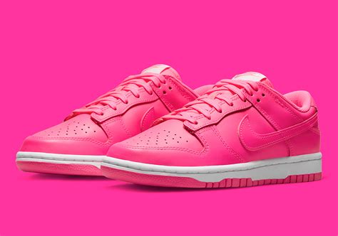 pinke nike dunk|Nike dunks hot pink.